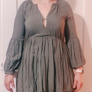 Green blouse or dress